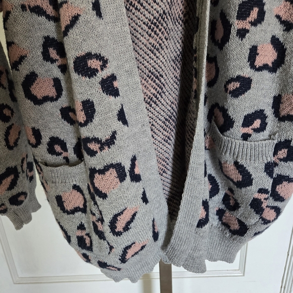 Hayden Cardigan Sweater sz S/M - Picture 3 of 4